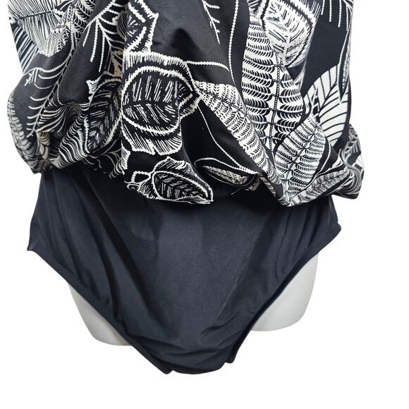 Maxine of Hollywood One Piece Blouson Swimsuit w/ Keyhole Black White Size 16 - Picture 3 of 10